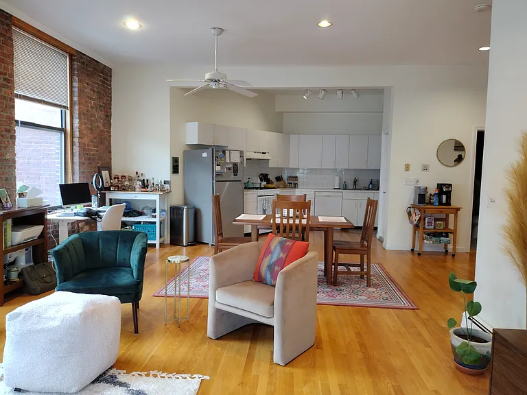 Harvey St — Photo 15