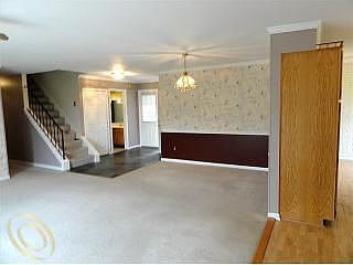4th image of 2433 Gemini Dr
