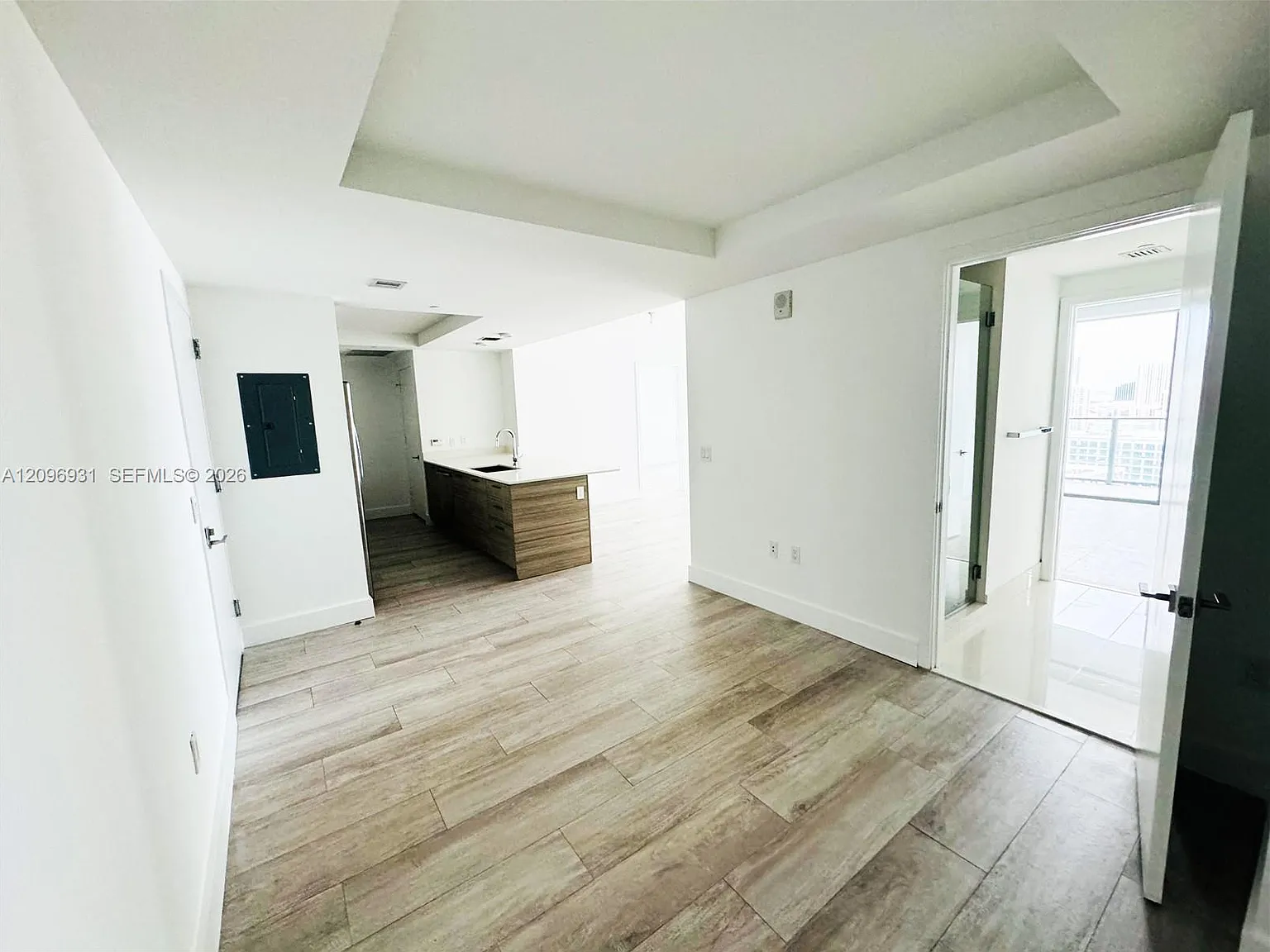 3401 Midtown Condo — Photo 4
