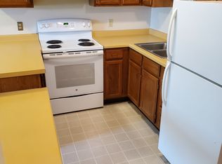 619 W Sylfest St #4-5-11, Blair, WI 54616