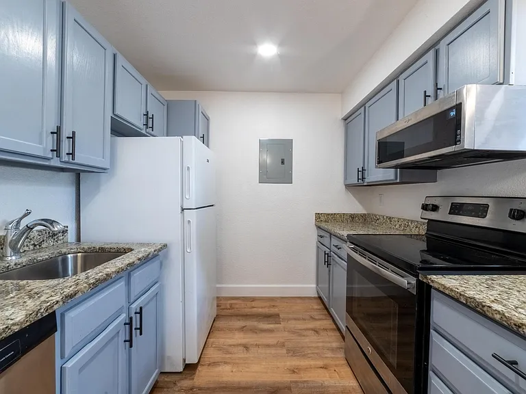 10150 E Virginia Ave #19-301 — Photo 4