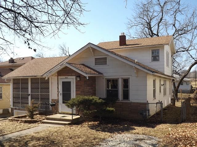 1st image of 1852 N 32nd St