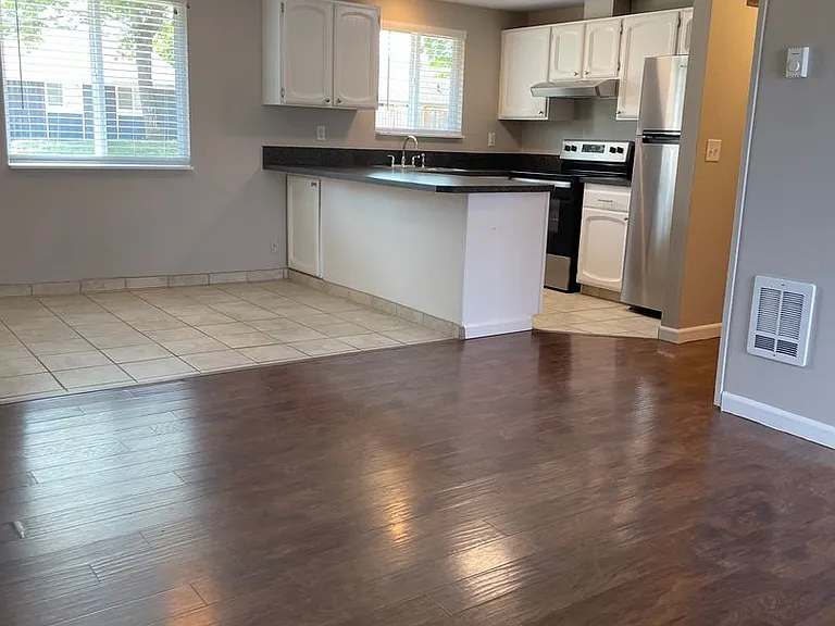 Churchill Village Apartments — Photo 55