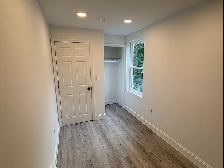 125 Sibley Ave #D — Photo 15