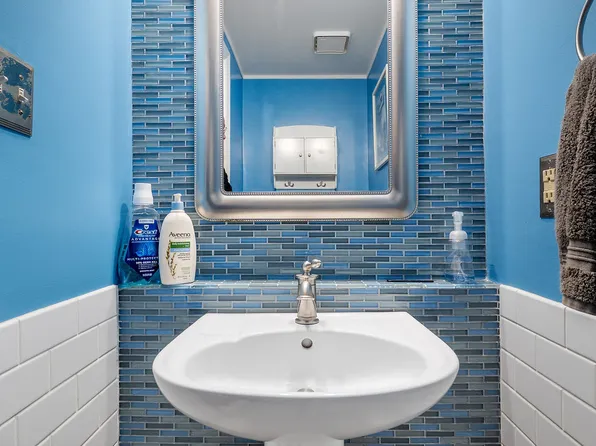 125 Wirt Avenue image 15 of 17