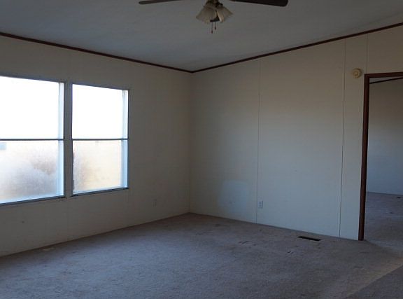 3rd image of 161 Rose Ln