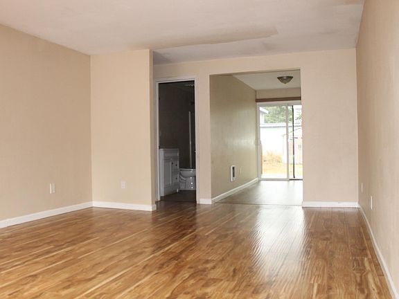 3rd image of 5415 Detroit Ave SW #B