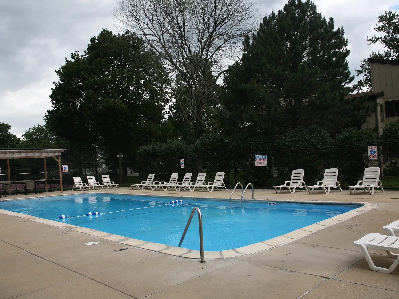 Golden Real Estate - 1141F — Photo 4