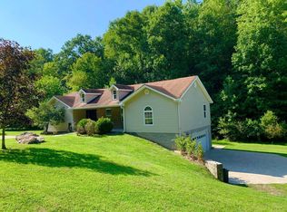 2313 W Hearthstone Ln, Ashland, KY 41102