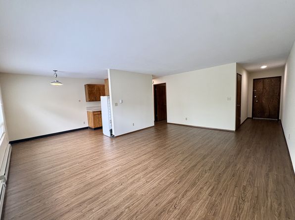 540 Williams Ave N #8