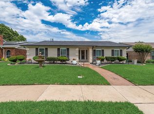 1911 White Rose Ln, Carrollton, TX 75007