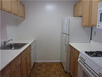 Rented by Siderow Residential Group