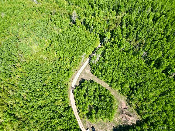 4th image of Off Cr Rd #557-40