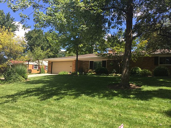 2nd image of 4612 Parklawn Dr