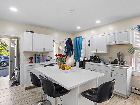 5th image of 12 Quince St