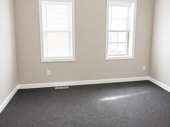 2nd image of 9 Pembroke St APT 1