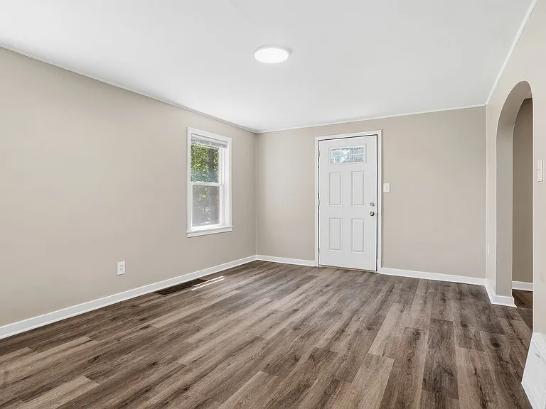 624 Elm Dr — Photo 25
