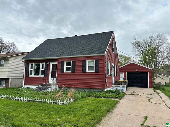 2nd image of 1420 W Lunah Ave
