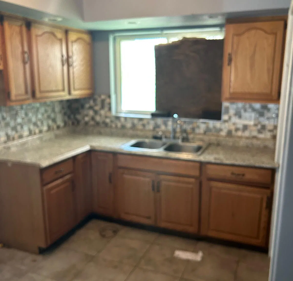 3 bed, 1239 sqft, $1,300 — Photo 1
