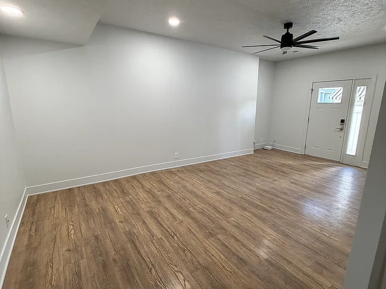 3826 S 47th St #2 — Photo 10