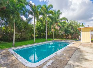 444 SE Crosspoint Dr, Port Saint Lucie, FL 34983