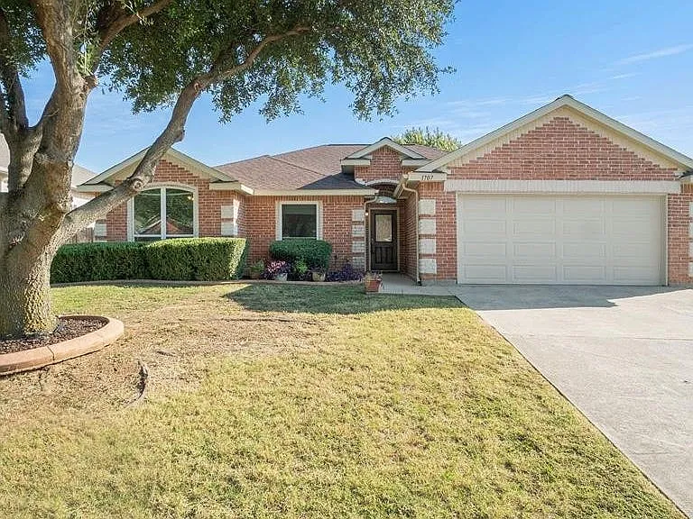 1202 Stone Creek Dr — Photo 57