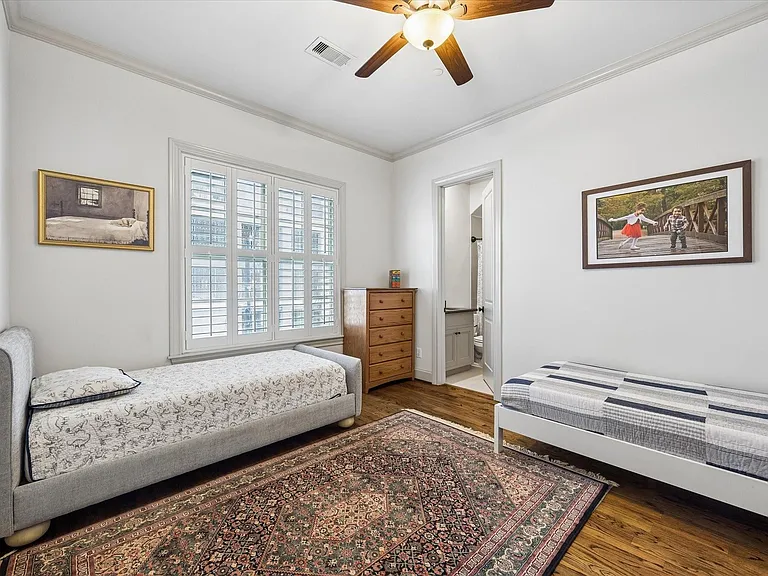 1521 Oakdale St — Photo 29