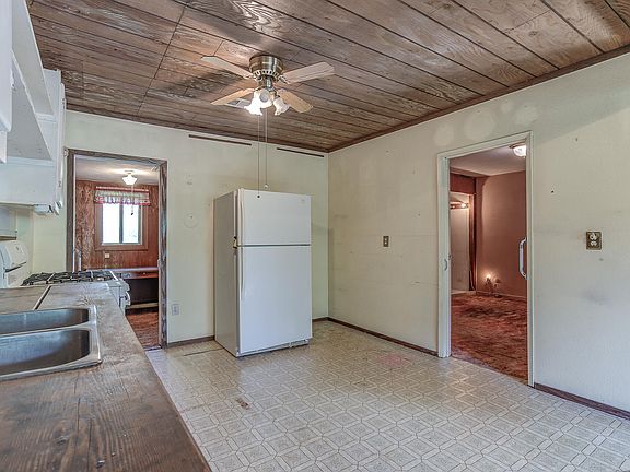5th image of 841 Mussel Shoals Ave