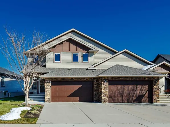 1910 S High Park Cir NW, High River, AB T1V 0E7