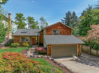 17795 Hillside Dr, West Linn, OR