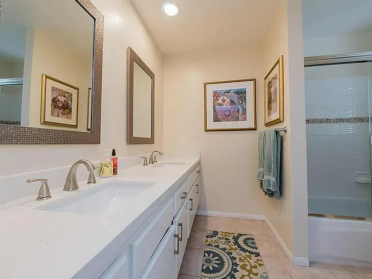 724 Valley Dr — Photo 22