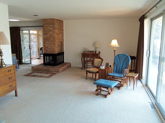Living room & Sun Porch door