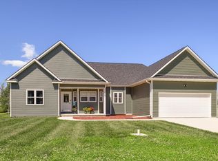410 Sheridan St, Menlo, IA 50164