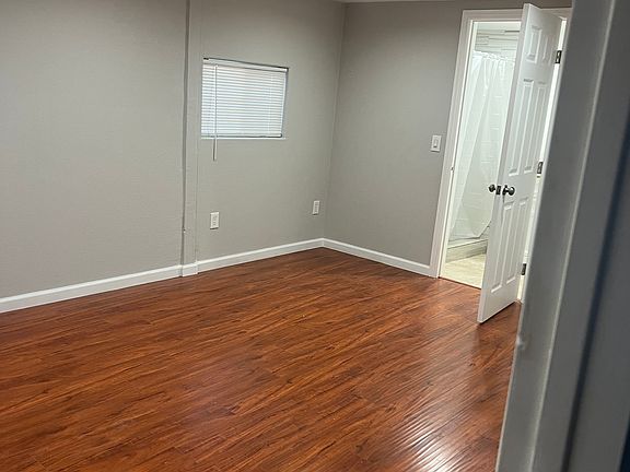 4th image of 4077 Brotherton St