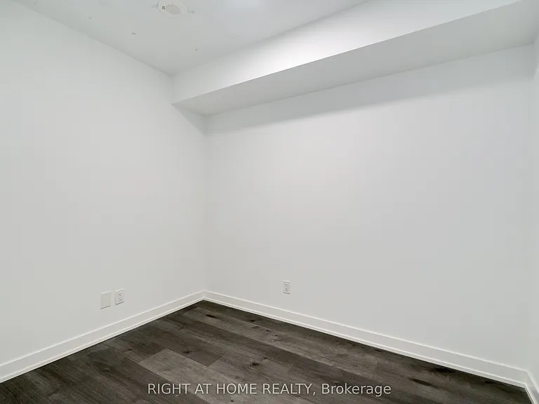 897 College St W #518 — Photo 6