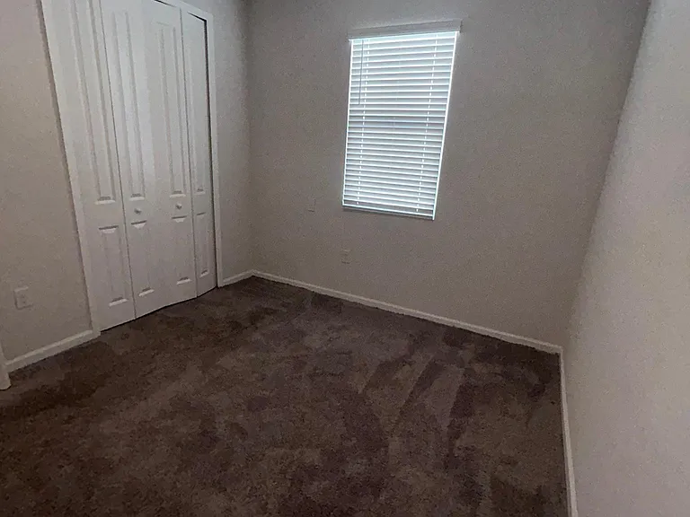 228 Hillcrest Dr — Photo 12