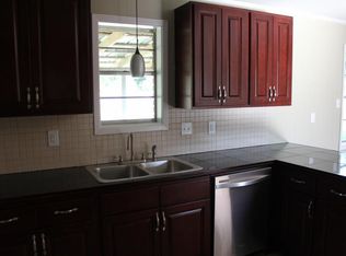111 Dewberry Dr, Lafayette, LA 70507