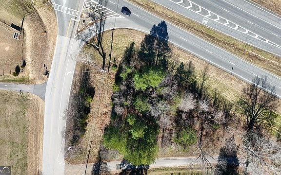 5th image of 0 Osburn Rd