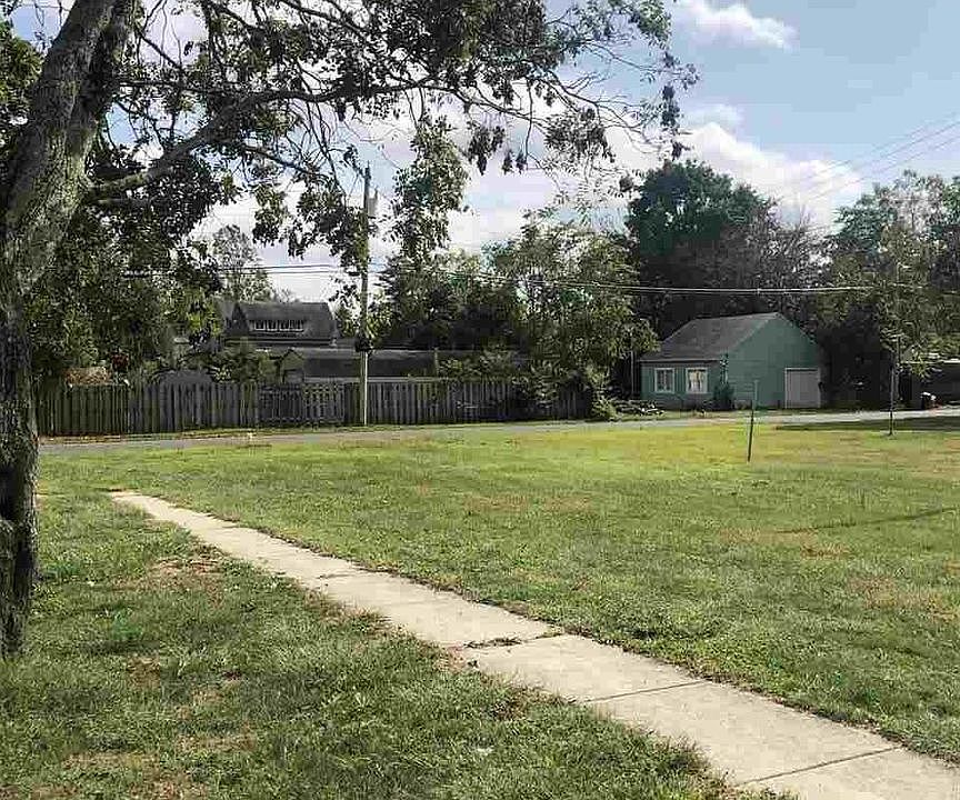 2nd image of 254 Washington Ave