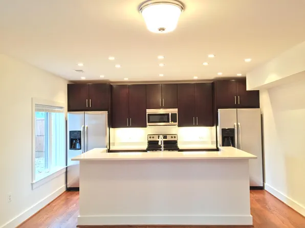 2610 N Pershing Dr #A, Arlington, VA 22201