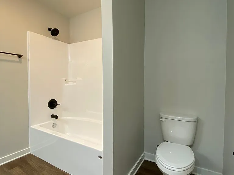 6228 Burbank Crossing Loop — Photo 30