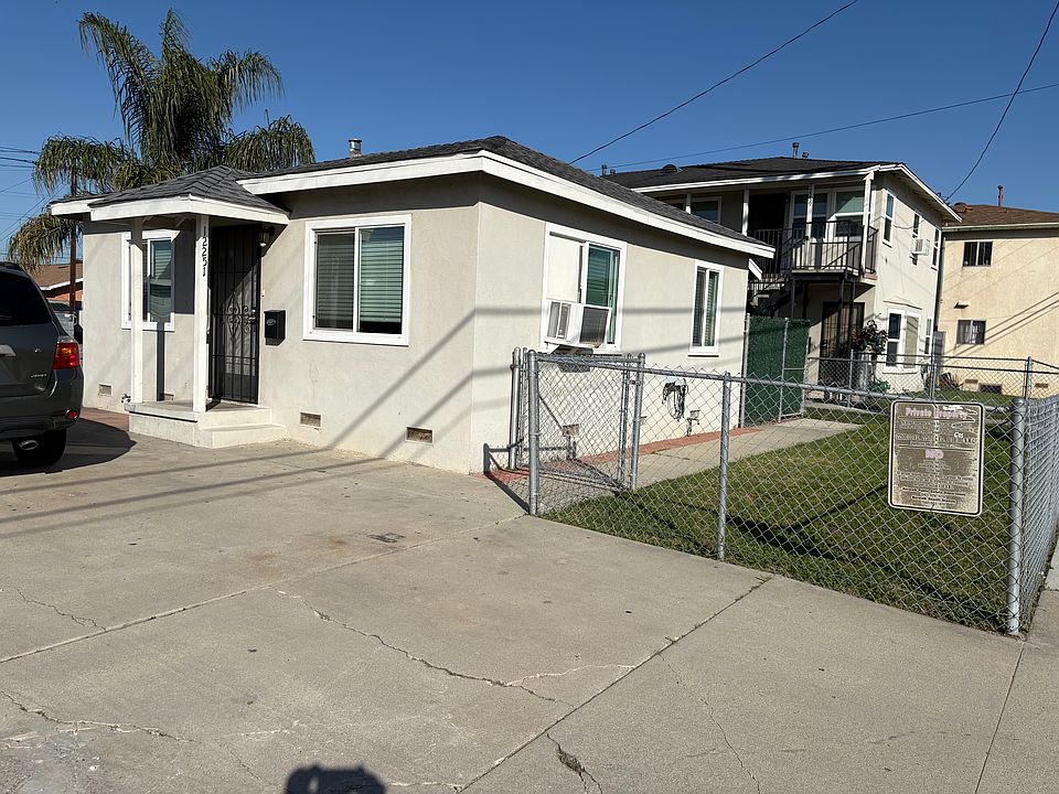 1st image of 12251 Rosecrans Ave #12251