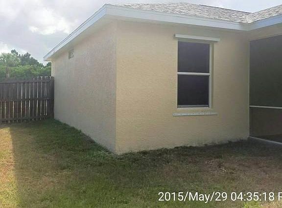 2nd image of 1913 SW Aquarius Ln