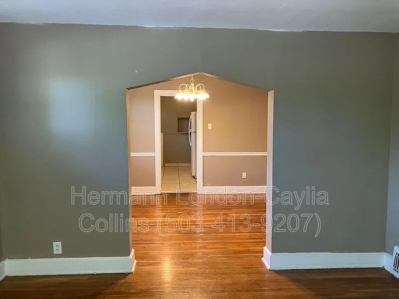 2 bed, 1.5 bath, 1028 sqft, $1,285 — Photo 3