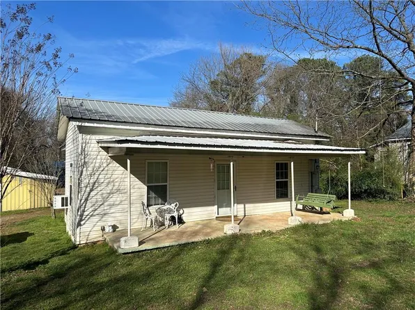 3139 Robinson Pl, Gainesville, GA 30504