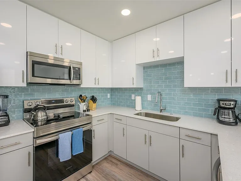 1703 N Tamiami Trl #207 — Photo 13
