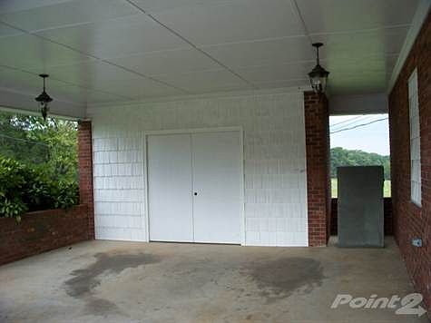 STORAGE ROOM IN GARA