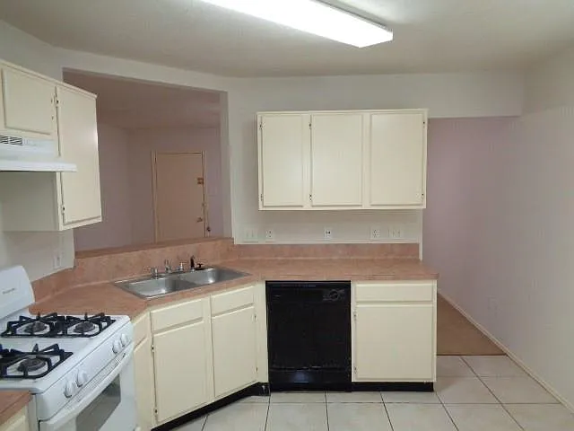 20107 Beechview Ln — Photo 11