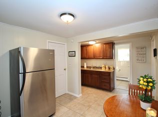1394 Ackerson Blvd, Bay Shore, NY 11706