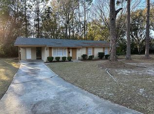 1112 Joyce Dr, Adel, GA 31620